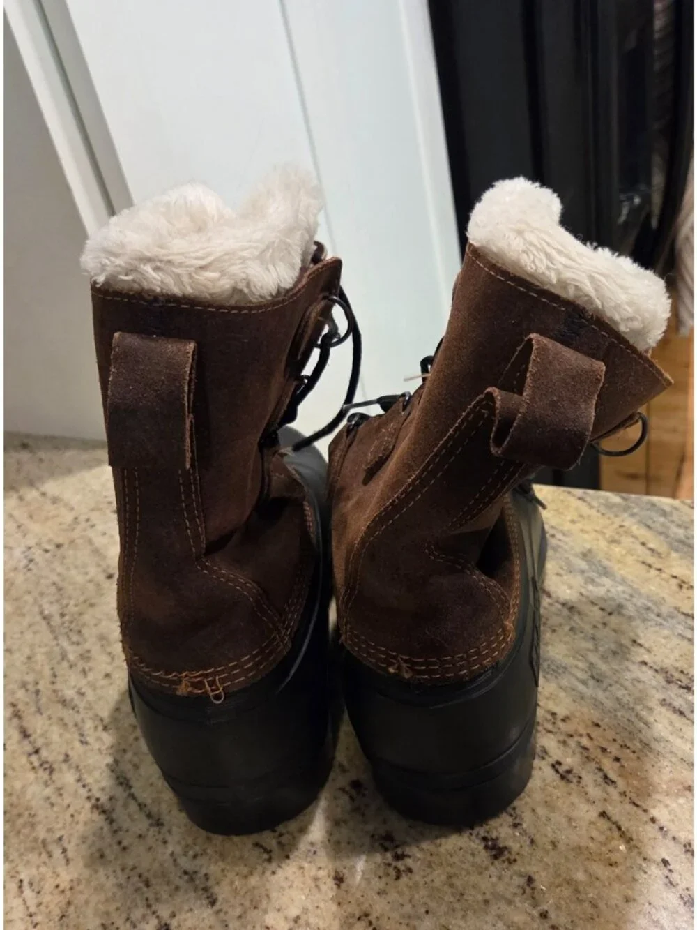LL BEAN Womens Size 9 Brown Suede/Rubber Waterproof Insulated Duck Boots Canada